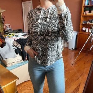 AZTEC HOODIE SWEATER